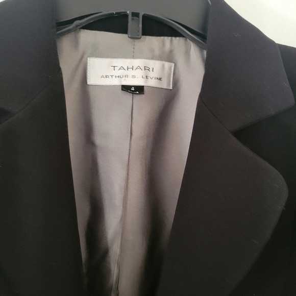 Black button up blazer - Picture 3 of 4